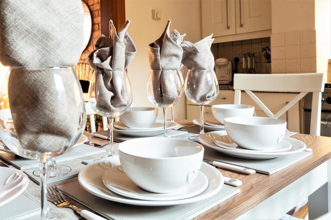 The Cottage In Chester, Sleeps 6 With Free Parking Экстерьер фото